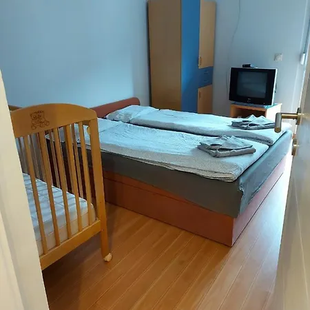 Appartamento Perucac Apartment