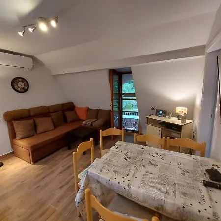 Apartment Perucac Apartment